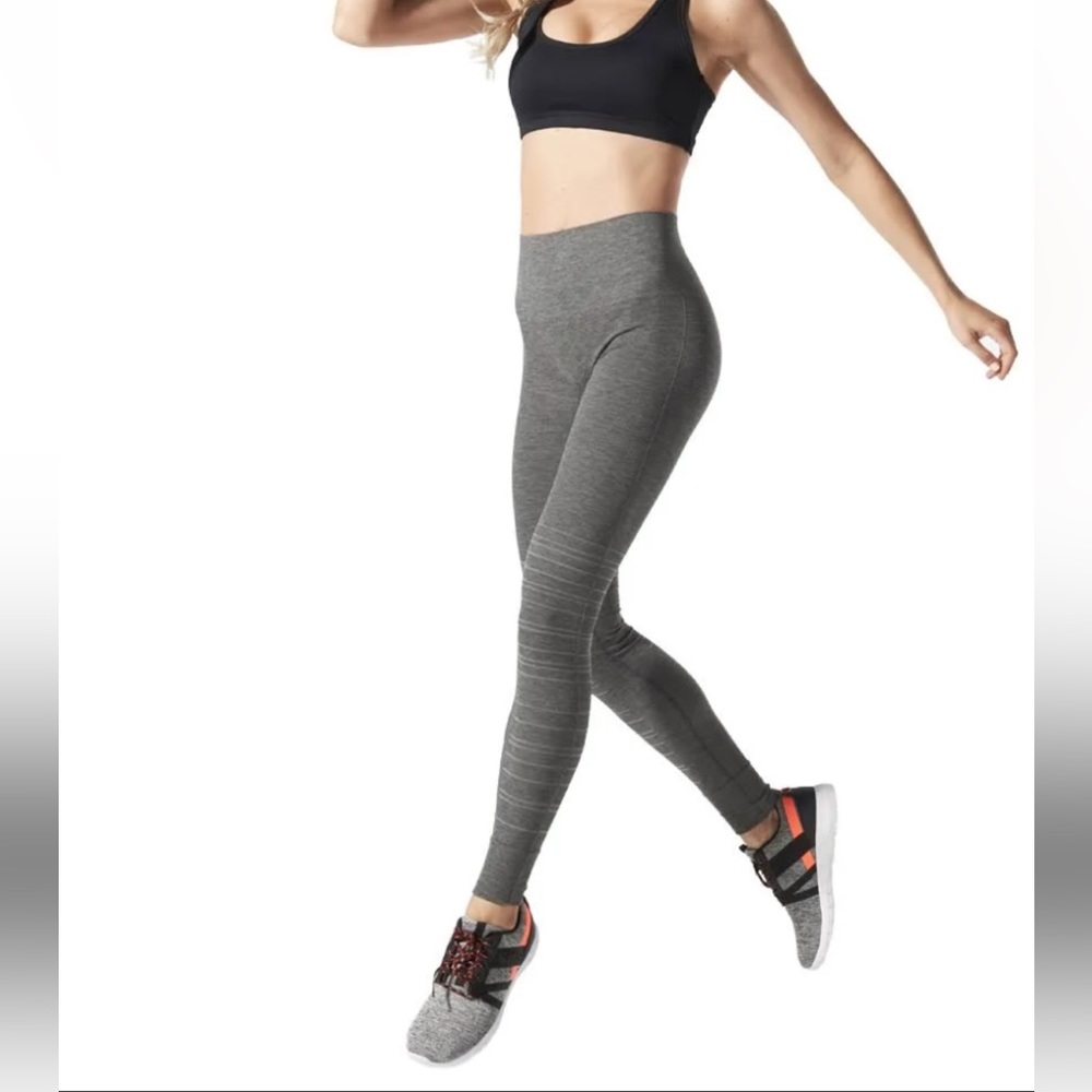 Blanqi Sport Support Hipster Cuffed Leggings Gray Size Medium